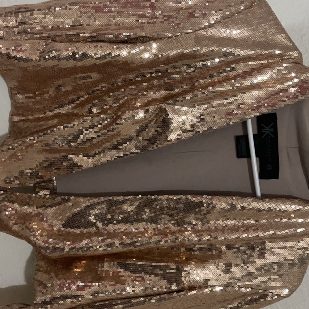 Kim K - Picture 3 of 3